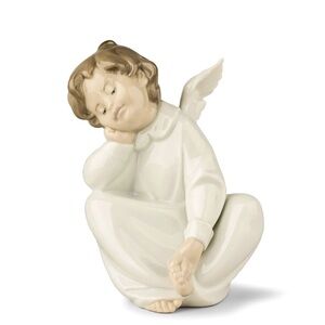 Porcelain Authentic Lladro Angel Dreaming Figurine